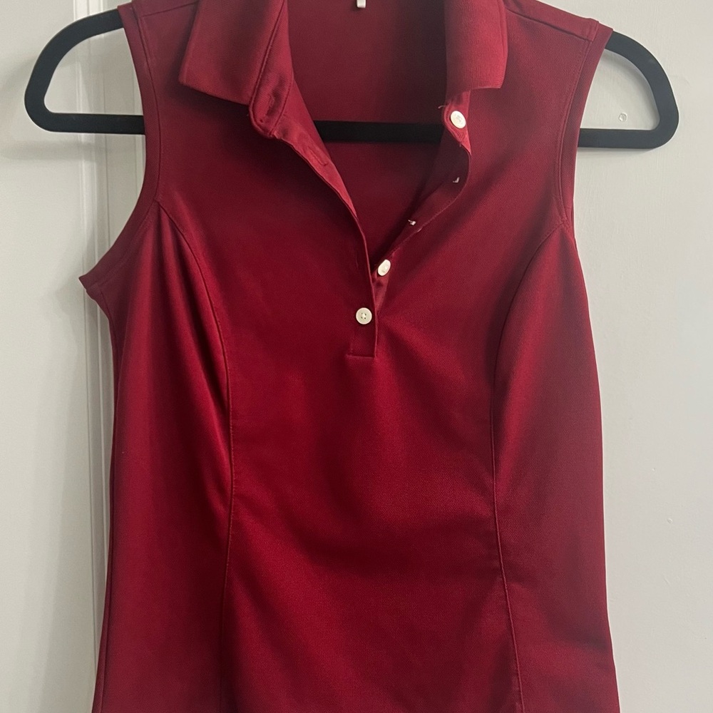 Nike Maroon Sleeveless Golf Blouse